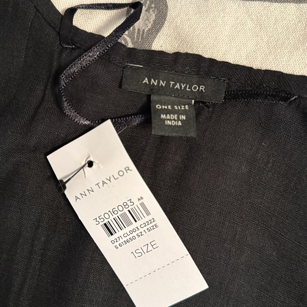 Ann Taylor Ric Rac Open Poncho 613650 - Picture 2 of 8